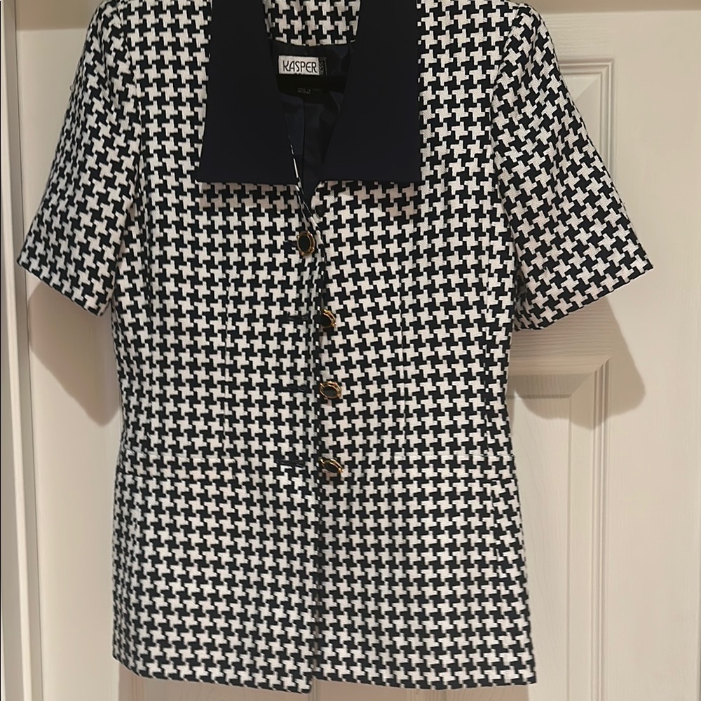 Vintage Kasper Navy & white Houndstooth Blazer . Like new size4
